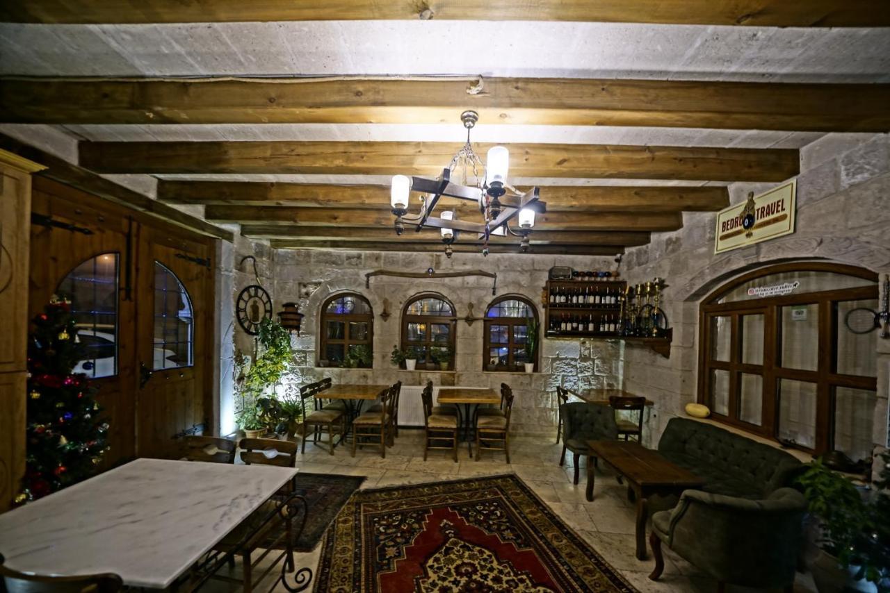 Risus Cave Suites เกอเรเม ภายนอก รูปภาพ