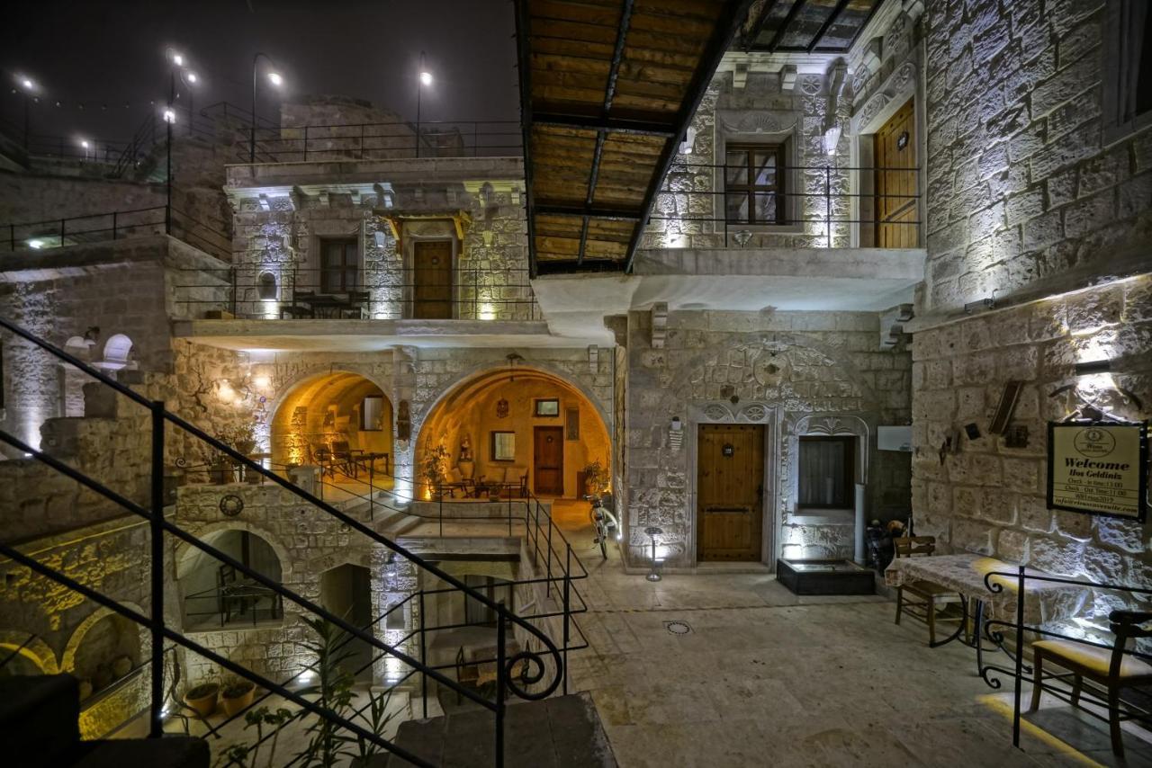 Risus Cave Suites เกอเรเม ภายนอก รูปภาพ