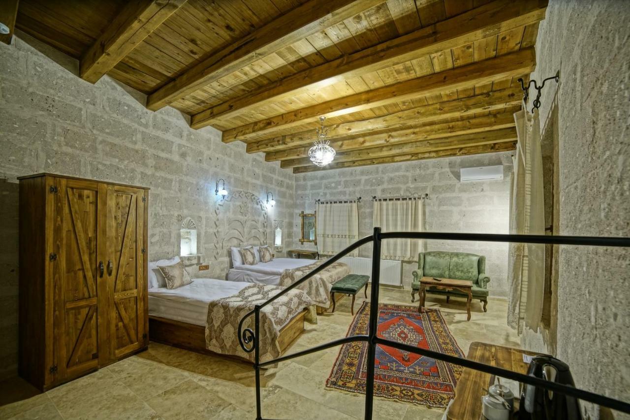 Risus Cave Suites เกอเรเม ภายนอก รูปภาพ